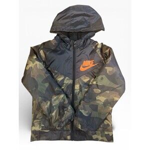 Nike Boys Camo Hooded Jacket Size 4–5Y Fleece Lined Zip-Up “Just Do It” Coat
